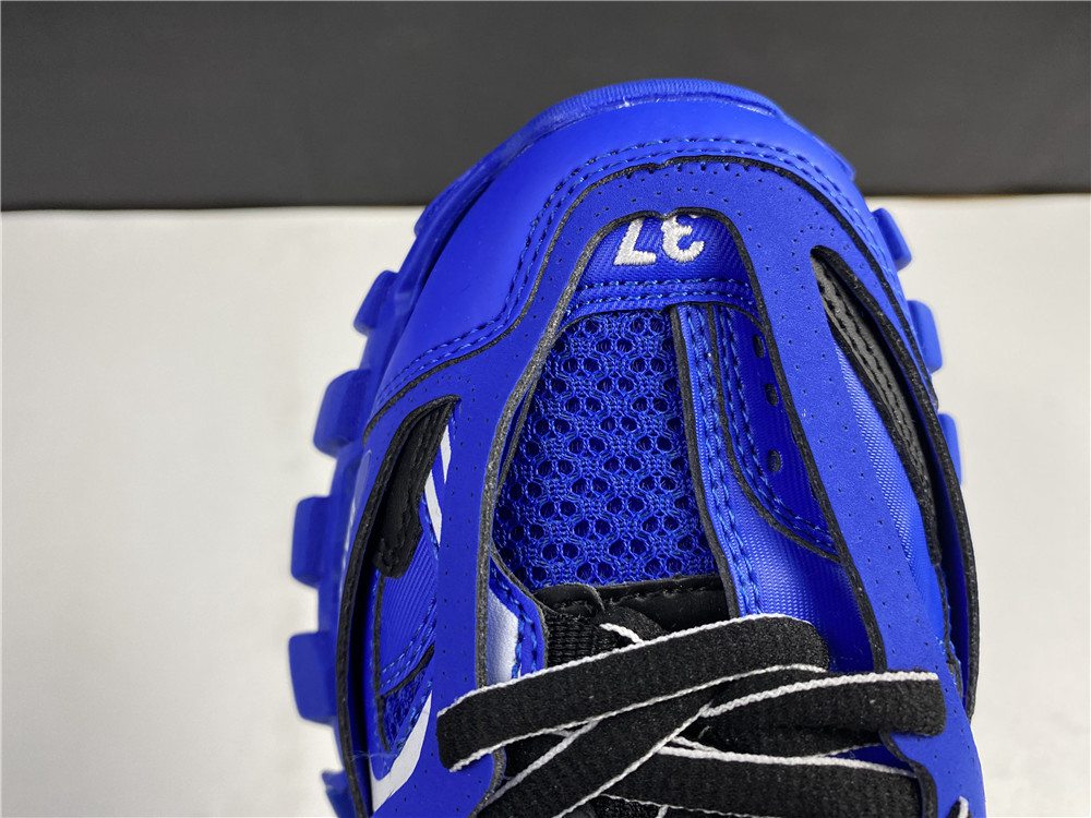 TRACK SNEAKER